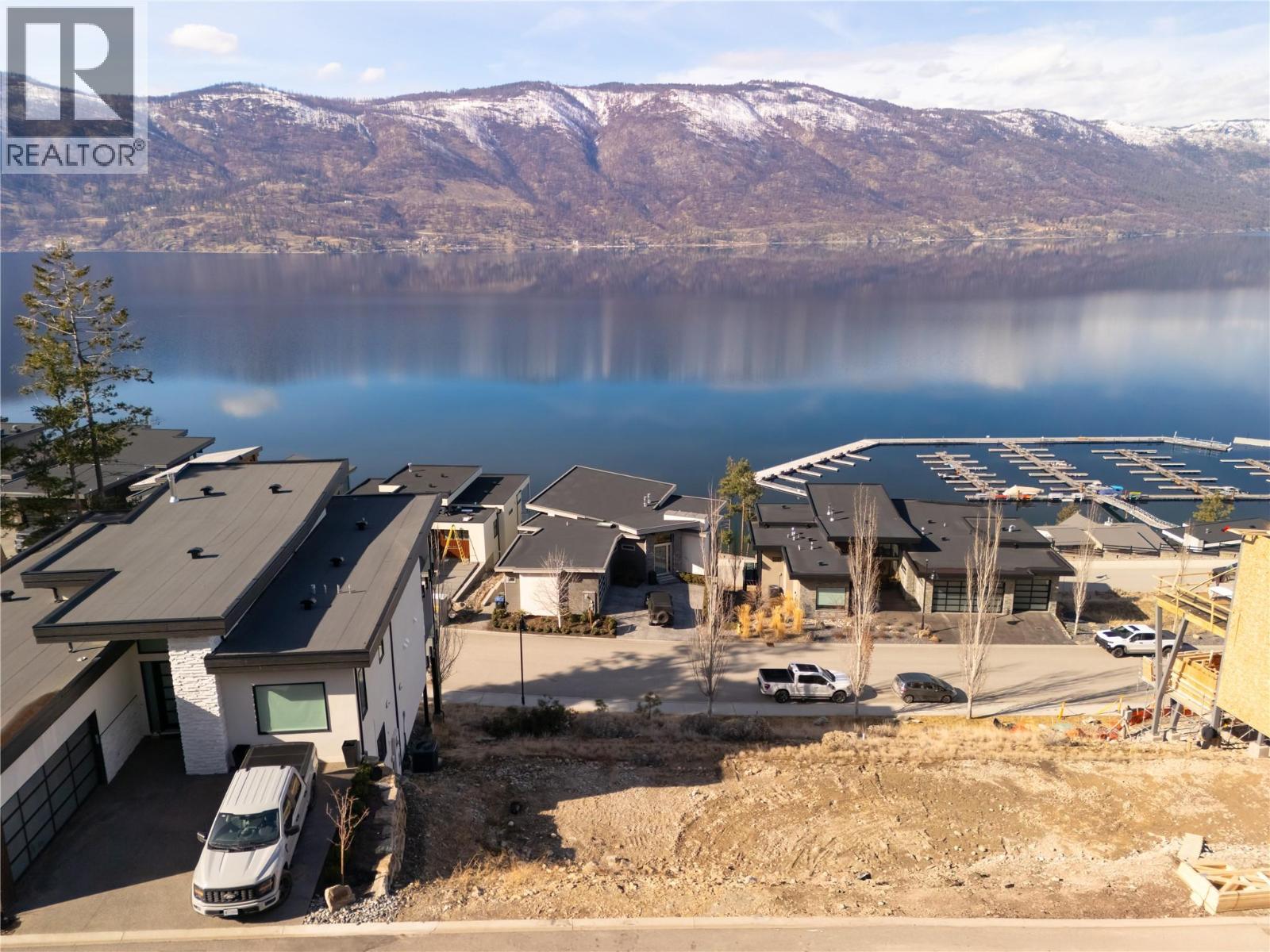 3356 Black Pine Lane, Kelowna, British Columbia  V1V 3G1 - Photo 2 - 10360379
