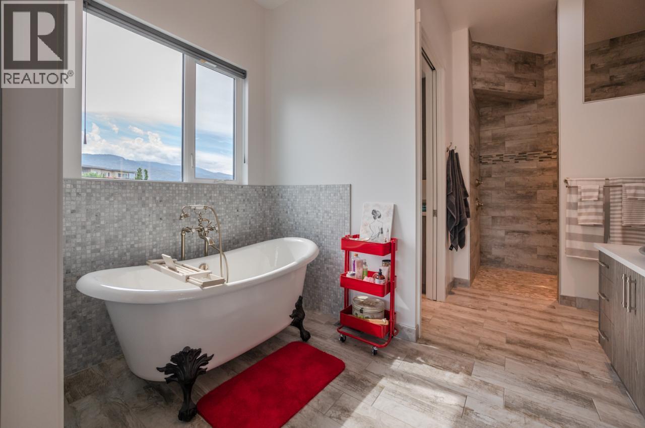 88 Lakeshore Drive, Penticton, British Columbia  V2A 1B5 - Photo 22 - 10360394