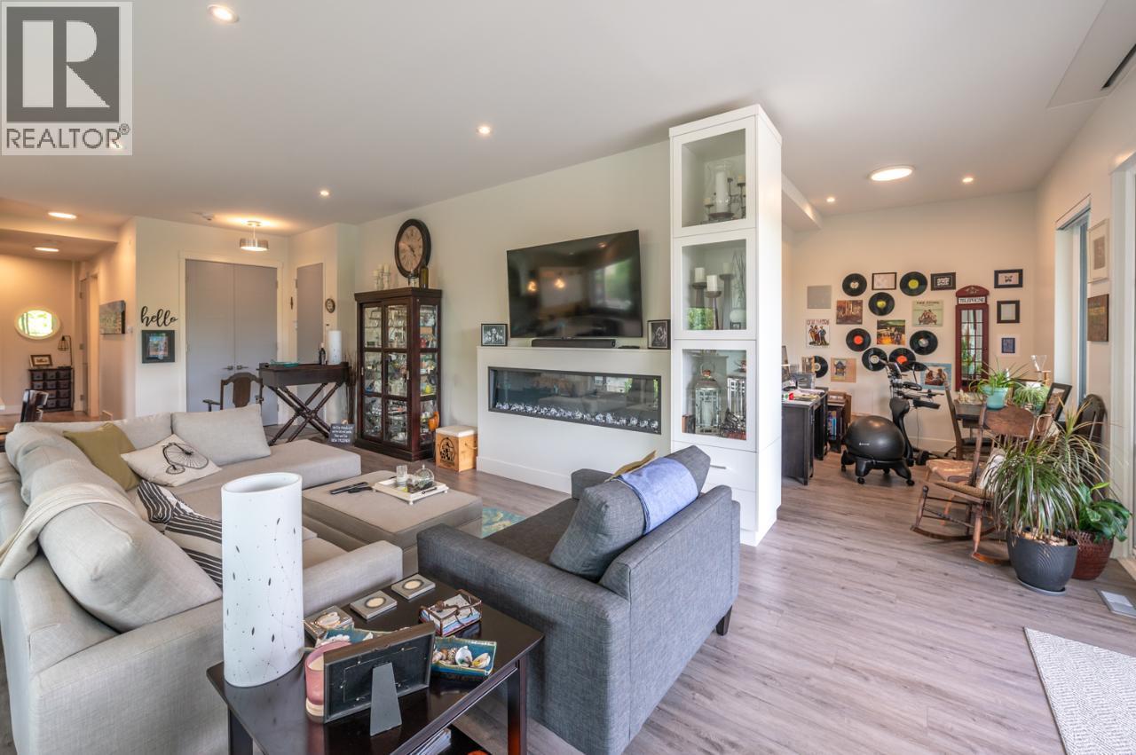 88 Lakeshore Drive, Penticton, British Columbia  V2A 1B5 - Photo 25 - 10360410