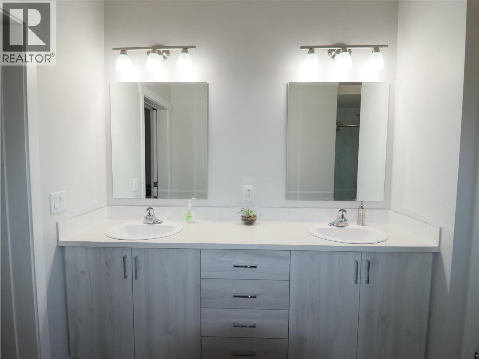 7654 18th Street, Grand Forks, British Columbia  V0H 1H2 - Photo 15 - 10360467