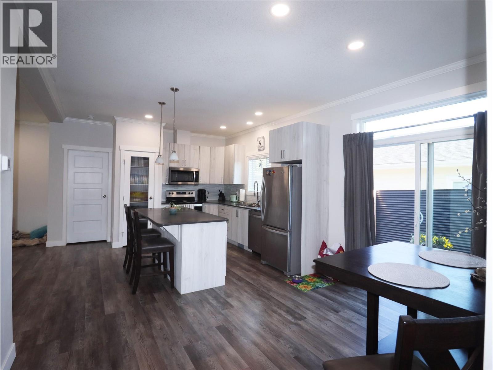 7654 18th Street, Grand Forks, British Columbia  V0H 1H2 - Photo 6 - 10360467