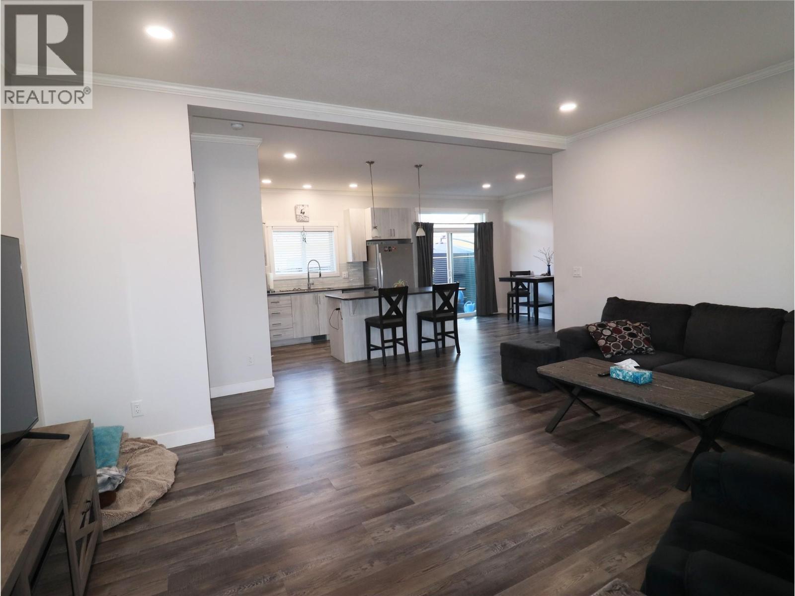 7654 18th Street, Grand Forks, British Columbia  V0H 1H2 - Photo 9 - 10360467