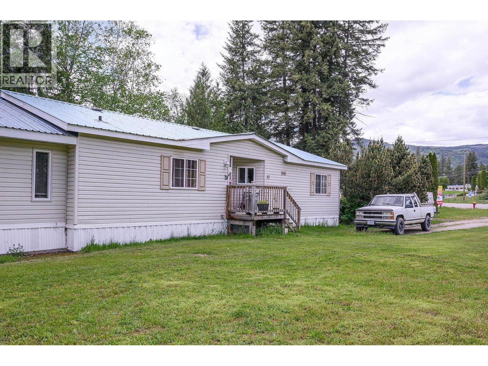 32 Old N Thompson  E Highway, Clearwater, British Columbia  V0E 1N2 - Photo 14 - 10360422