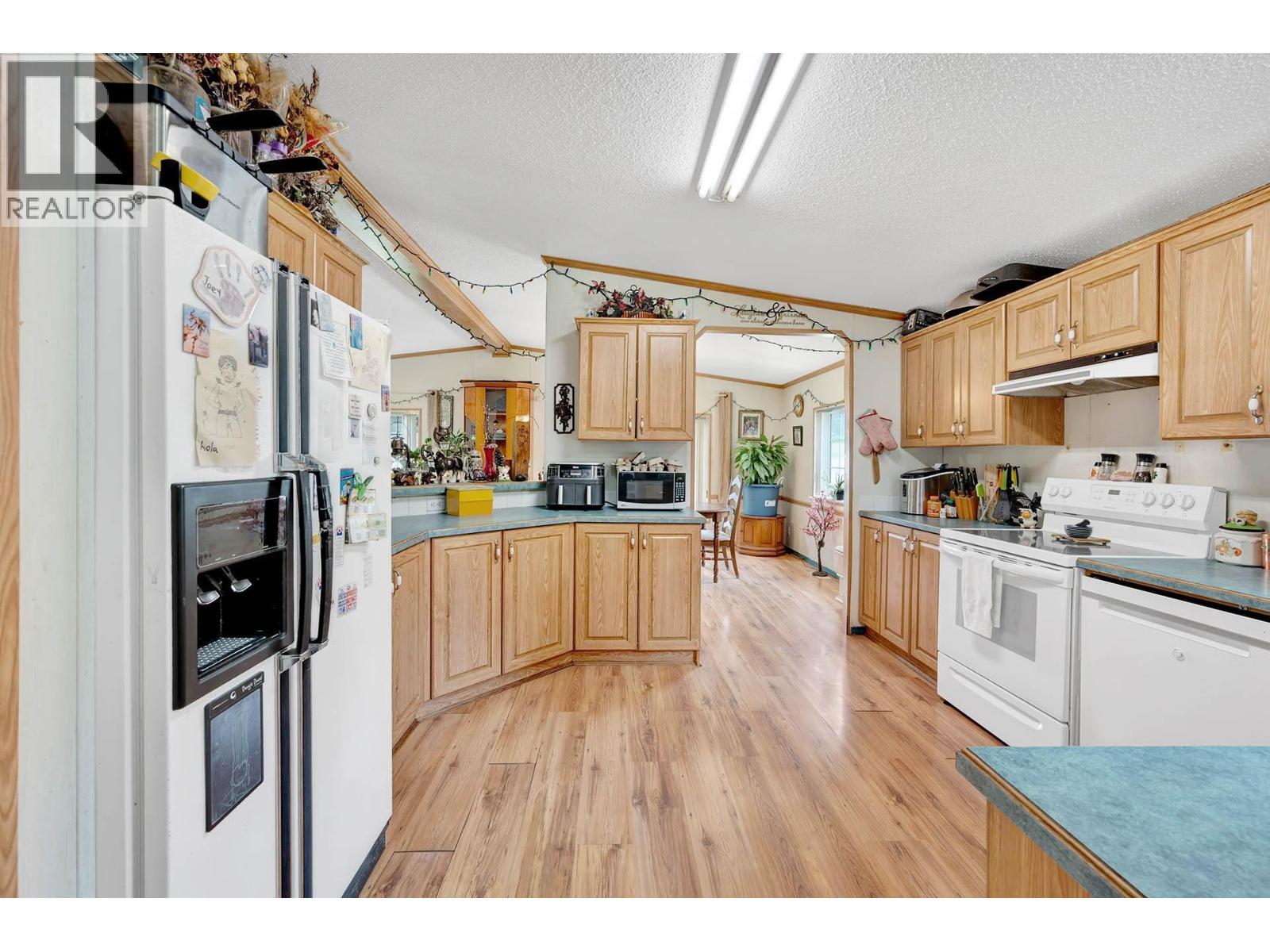 32 Old N Thompson  E Highway, Clearwater, British Columbia  V0E 1N2 - Photo 16 - 10360422