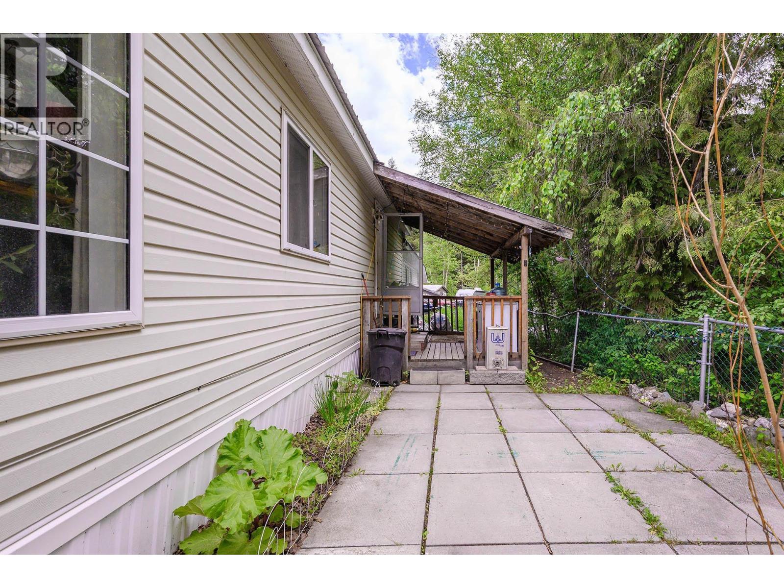 32 Old N Thompson  E Highway, Clearwater, British Columbia  V0E 1N2 - Photo 36 - 10360422