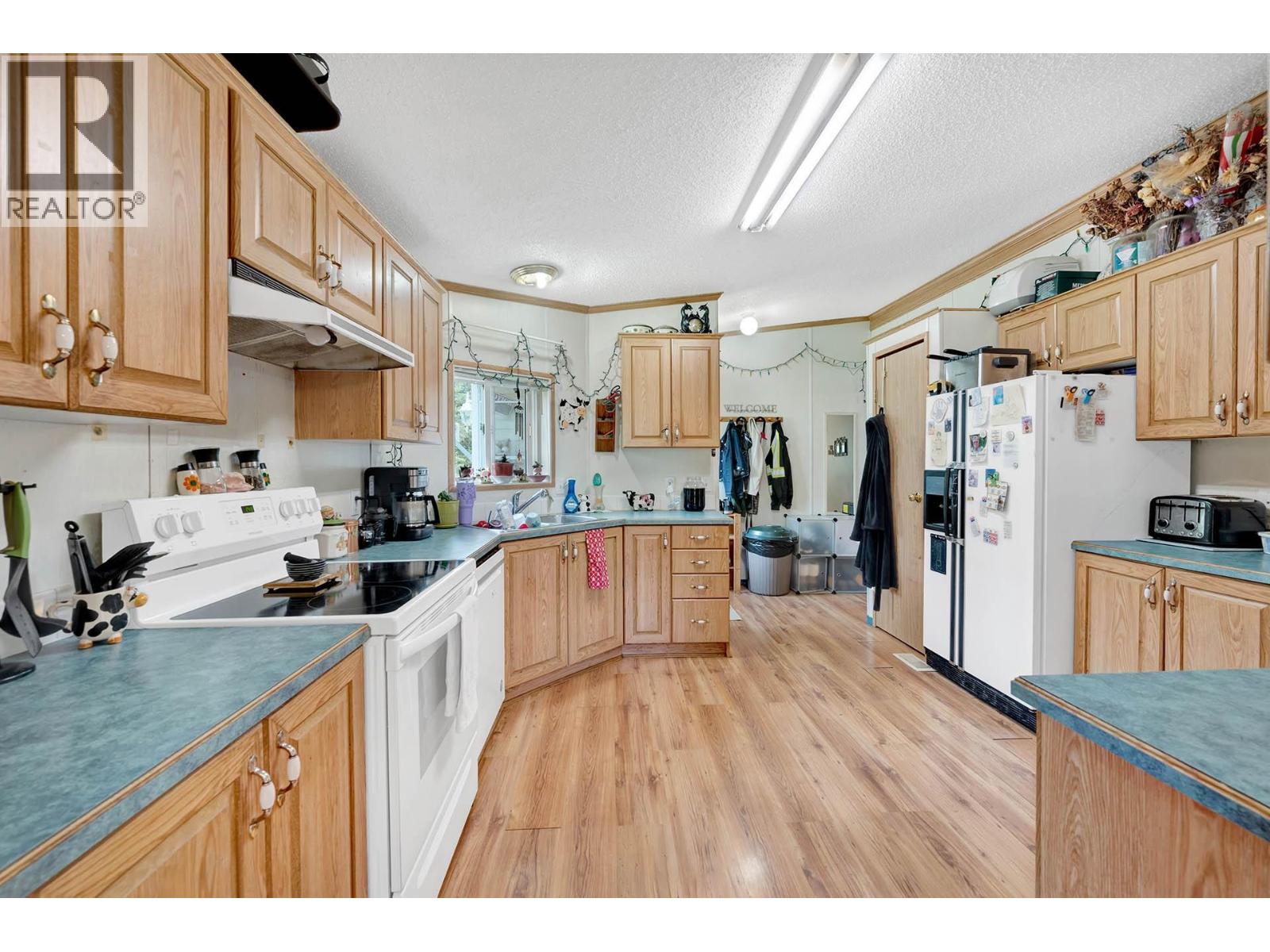 32 Old N Thompson  E Highway, Clearwater, British Columbia  V0E 1N2 - Photo 17 - 10360415