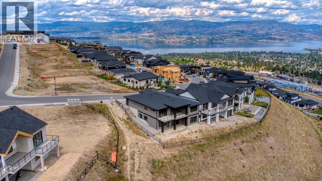 1070 Emslie Street, Kelowna, British Columbia  V1W 0C3 - Photo 6 - 10360371