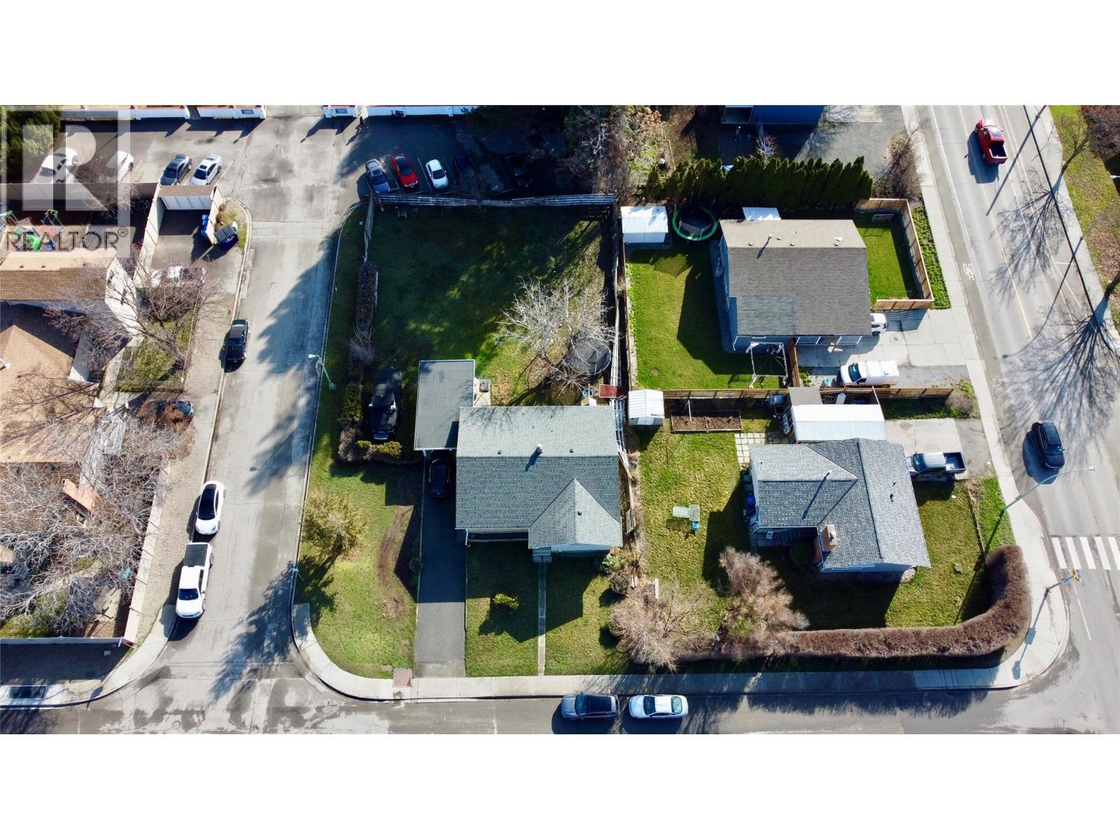 1481 Richmond Street, Kelowna, British Columbia  V1Y 3T5 - Photo 6 - 10360622