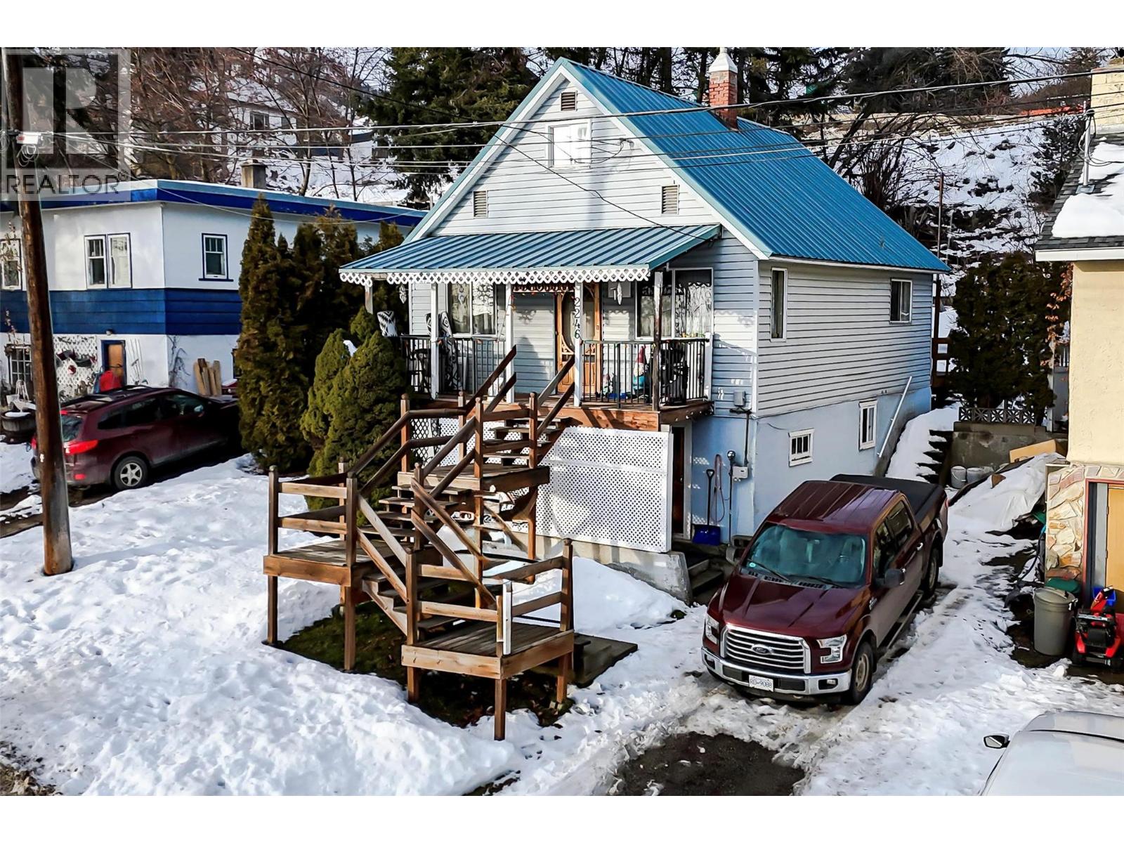 2246 Kootenay Avenue, Rossland, British Columbia  V0G 1Y0 - Photo 2 - 10360646