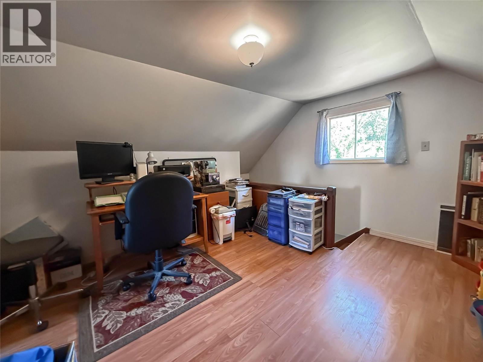 2246 Kootenay Avenue, Rossland, British Columbia  V0G 1Y0 - Photo 26 - 10360646