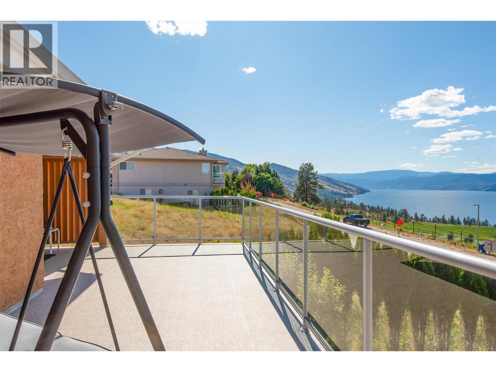 343 Stellar Drive, Kelowna, British Columbia  V1W 4K6 - Photo 11 - 10360252