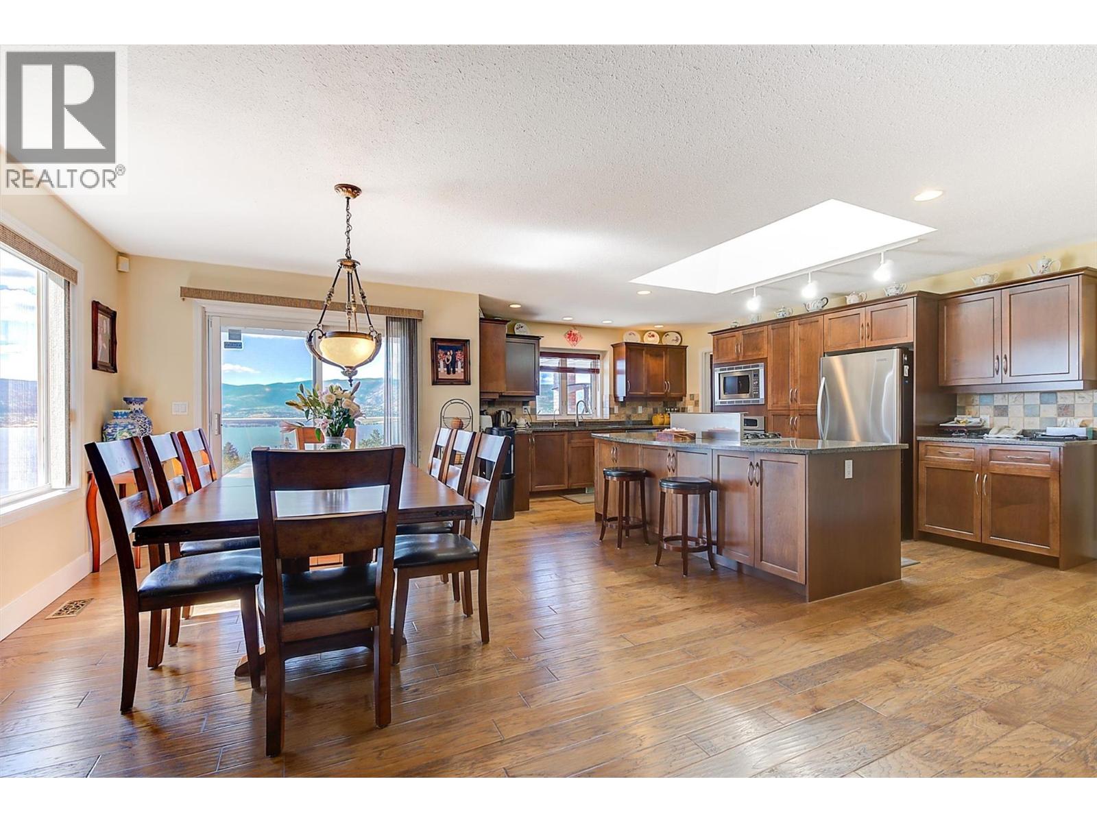343 Stellar Drive, Kelowna, British Columbia  V1W 4K6 - Photo 19 - 10360252