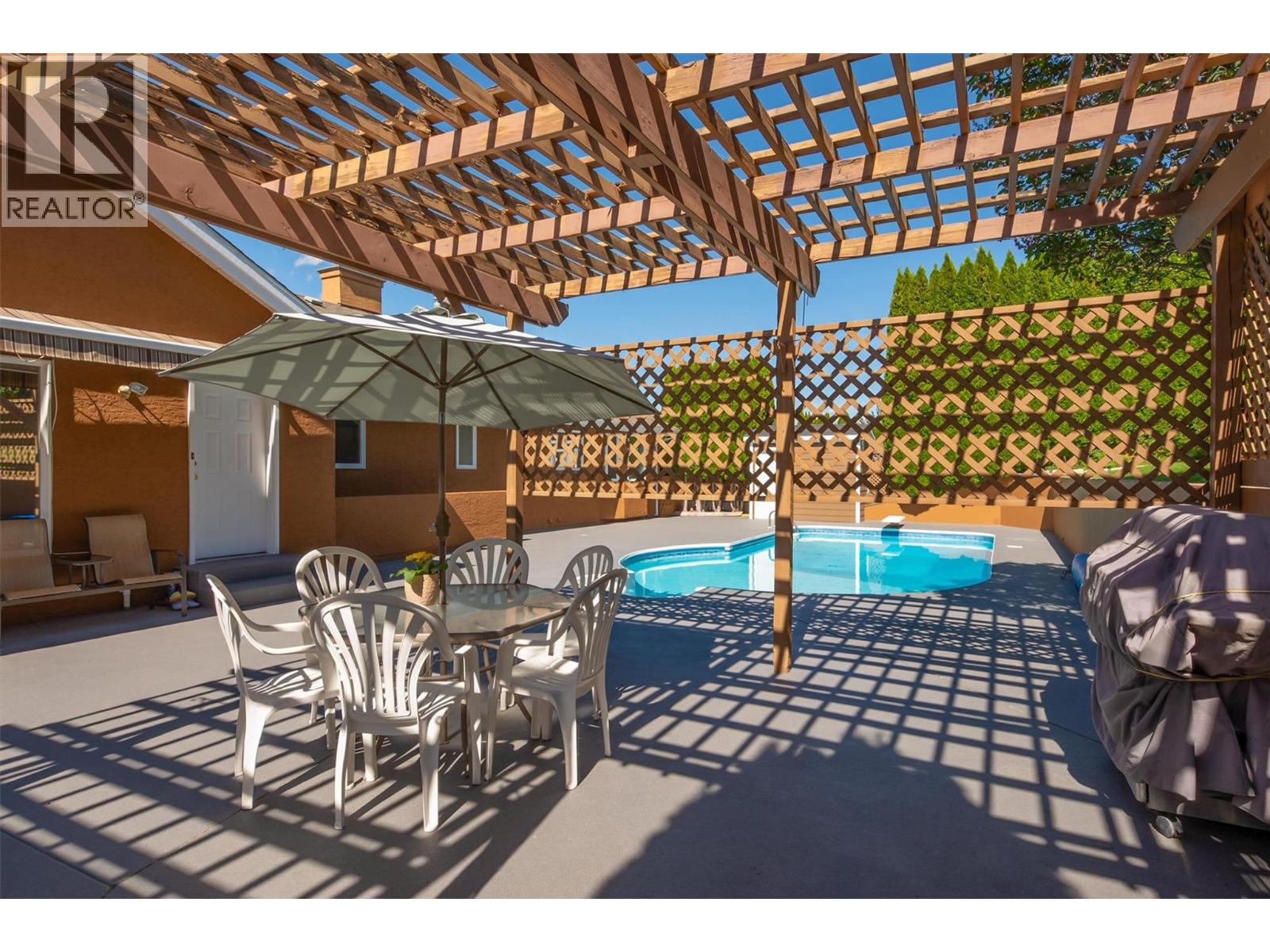 343 Stellar Drive, Kelowna, British Columbia  V1W 4K6 - Photo 23 - 10360252