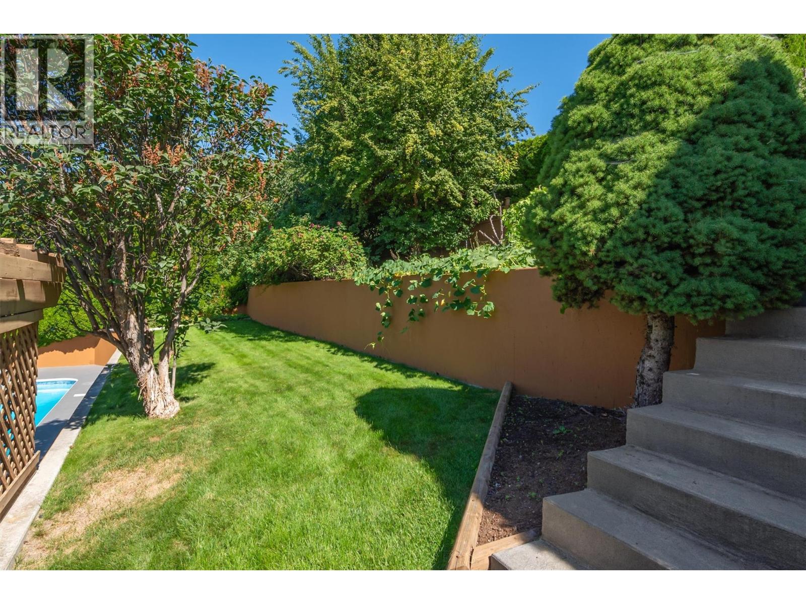343 Stellar Drive, Kelowna, British Columbia  V1W 4K6 - Photo 26 - 10360252
