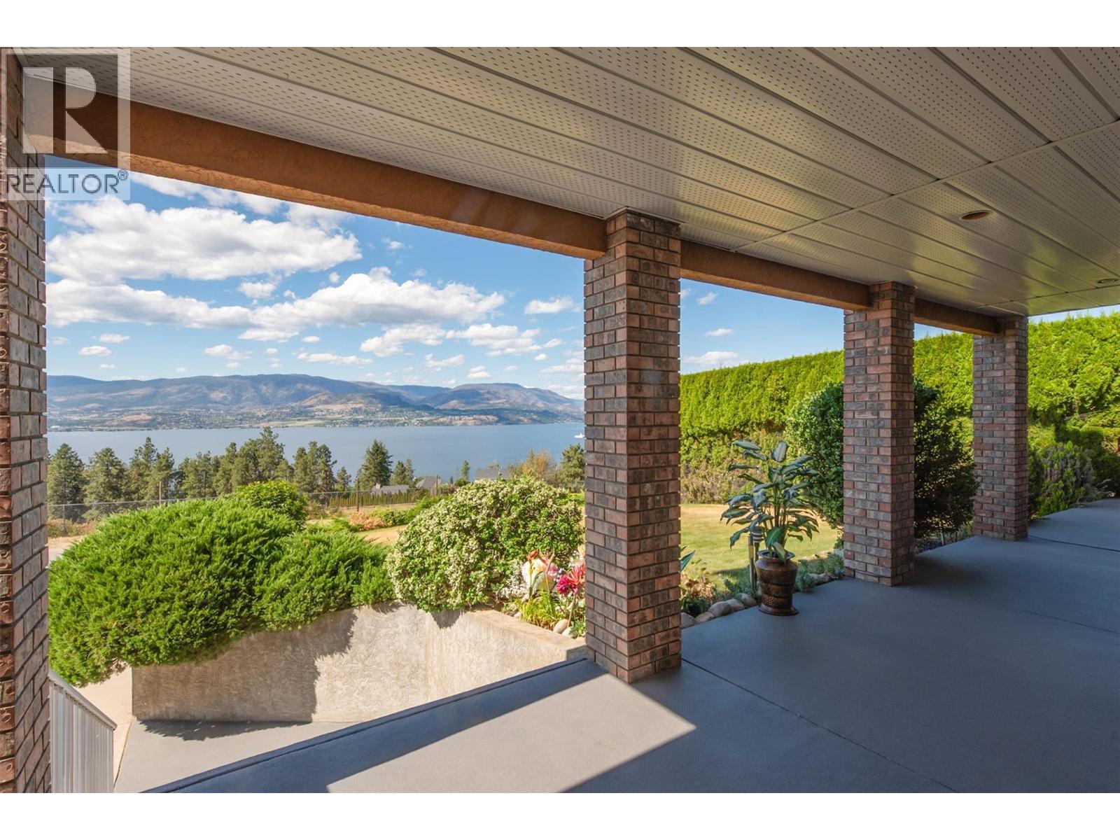 343 Stellar Drive, Kelowna, British Columbia  V1W 4K6 - Photo 4 - 10360252
