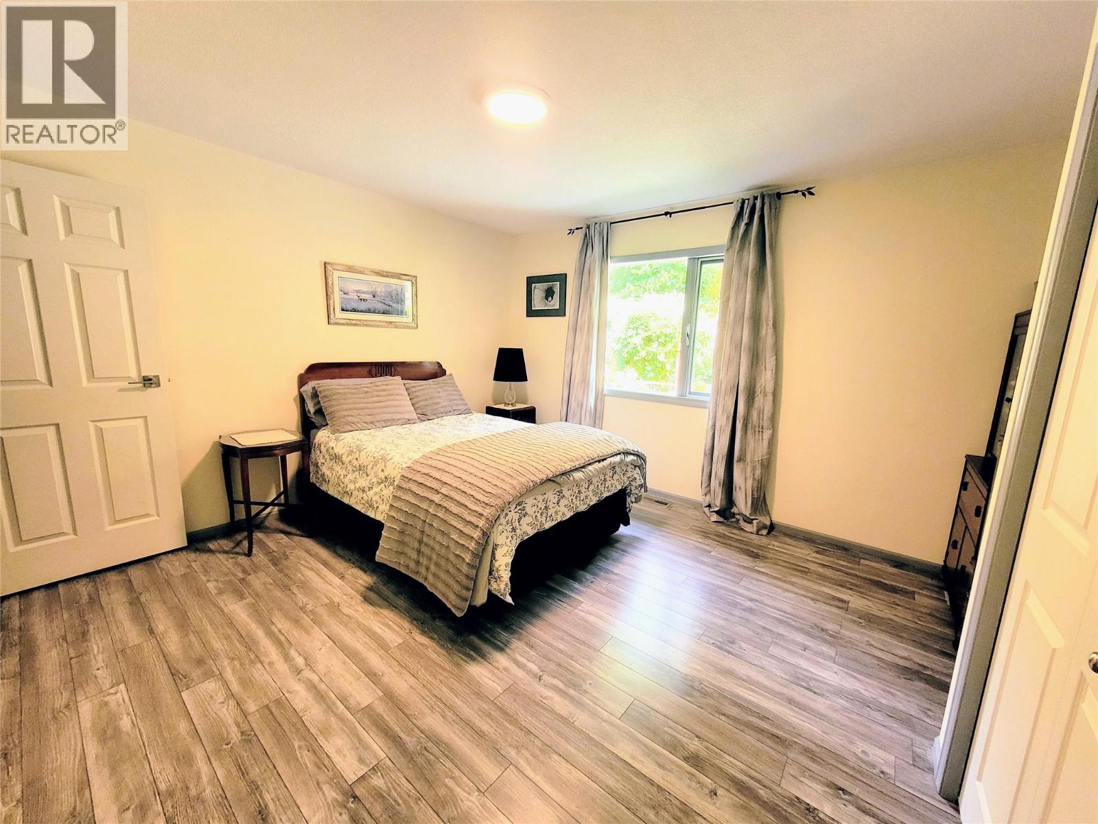 4410 Lakeshore Road Ne, Salmon Arm, British Columbia  V1E 3N6 - Photo 24 - 10360691