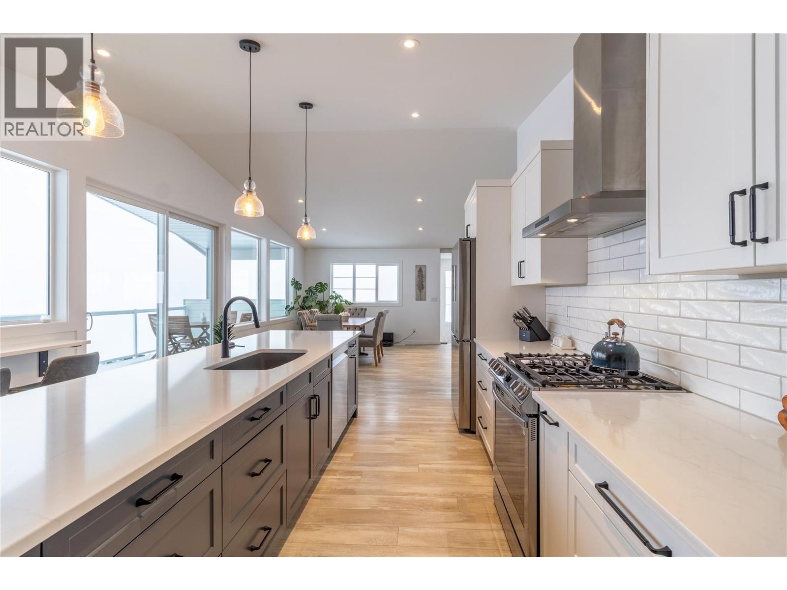 2521 Panoramic Way, Blind Bay, British Columbia  V0E 1H0 - Photo 5 - 10360323