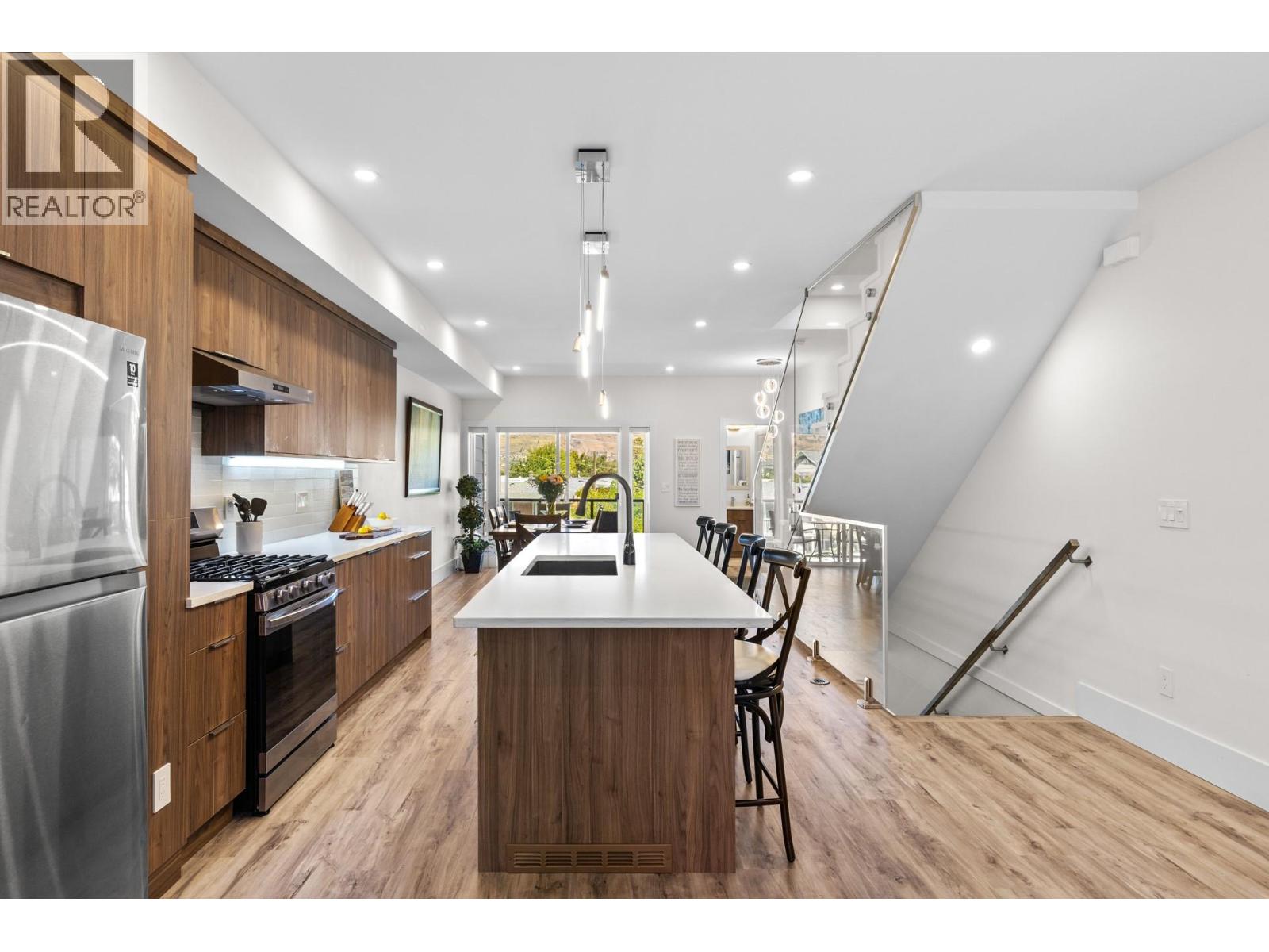 18 Loon Crescent Unit# 3, Osoyoos, British Columbia  V0H 1V1 - Photo 1 - 10360754