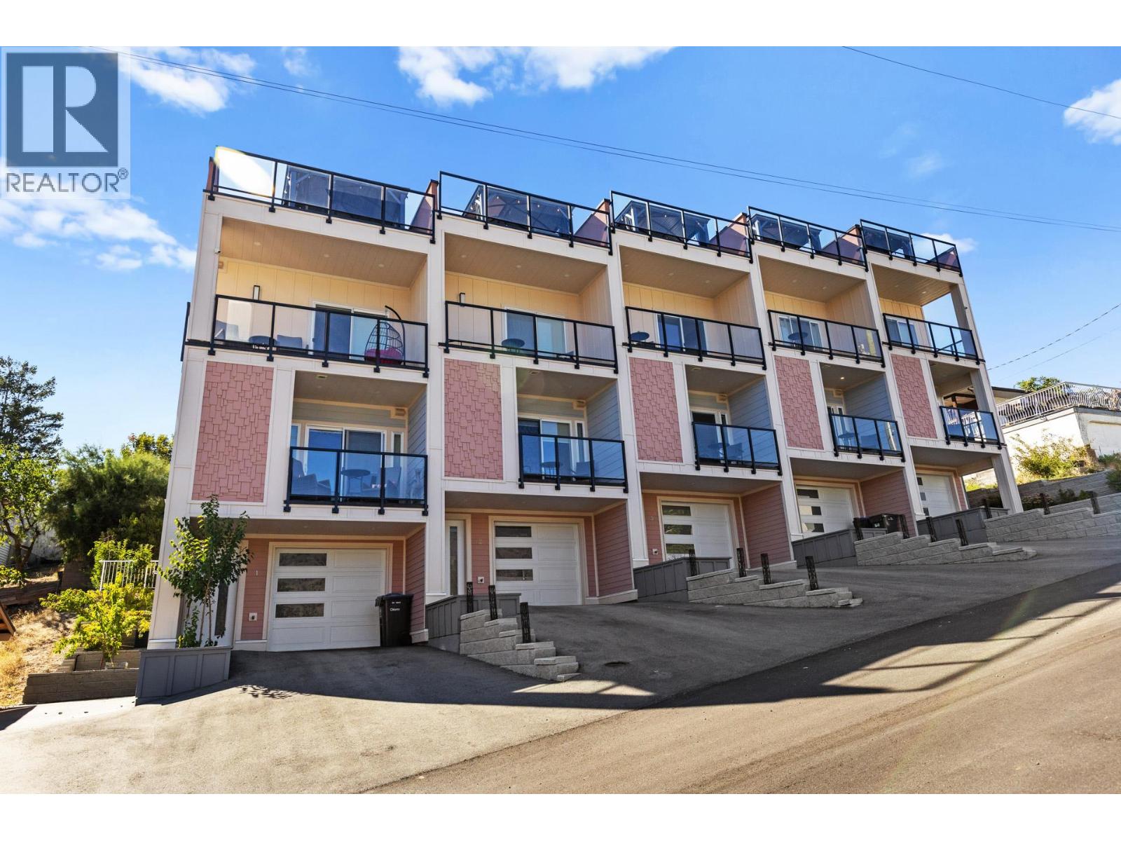 18 Loon Crescent Unit# 3, Osoyoos, British Columbia  V0H 1V1 - Photo 3 - 10360754