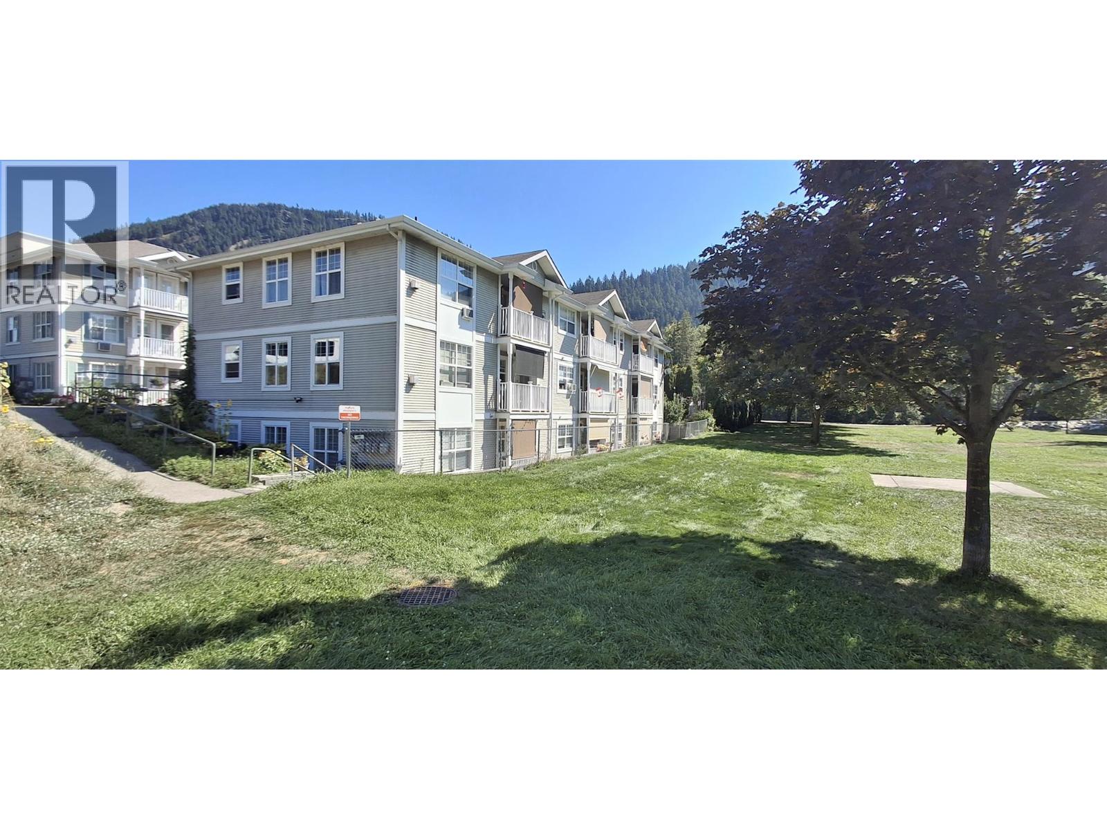 743 Okanagan Avenue Unit# 301, Chase, British Columbia  V0E 1M0 - Photo 39 - 10360741