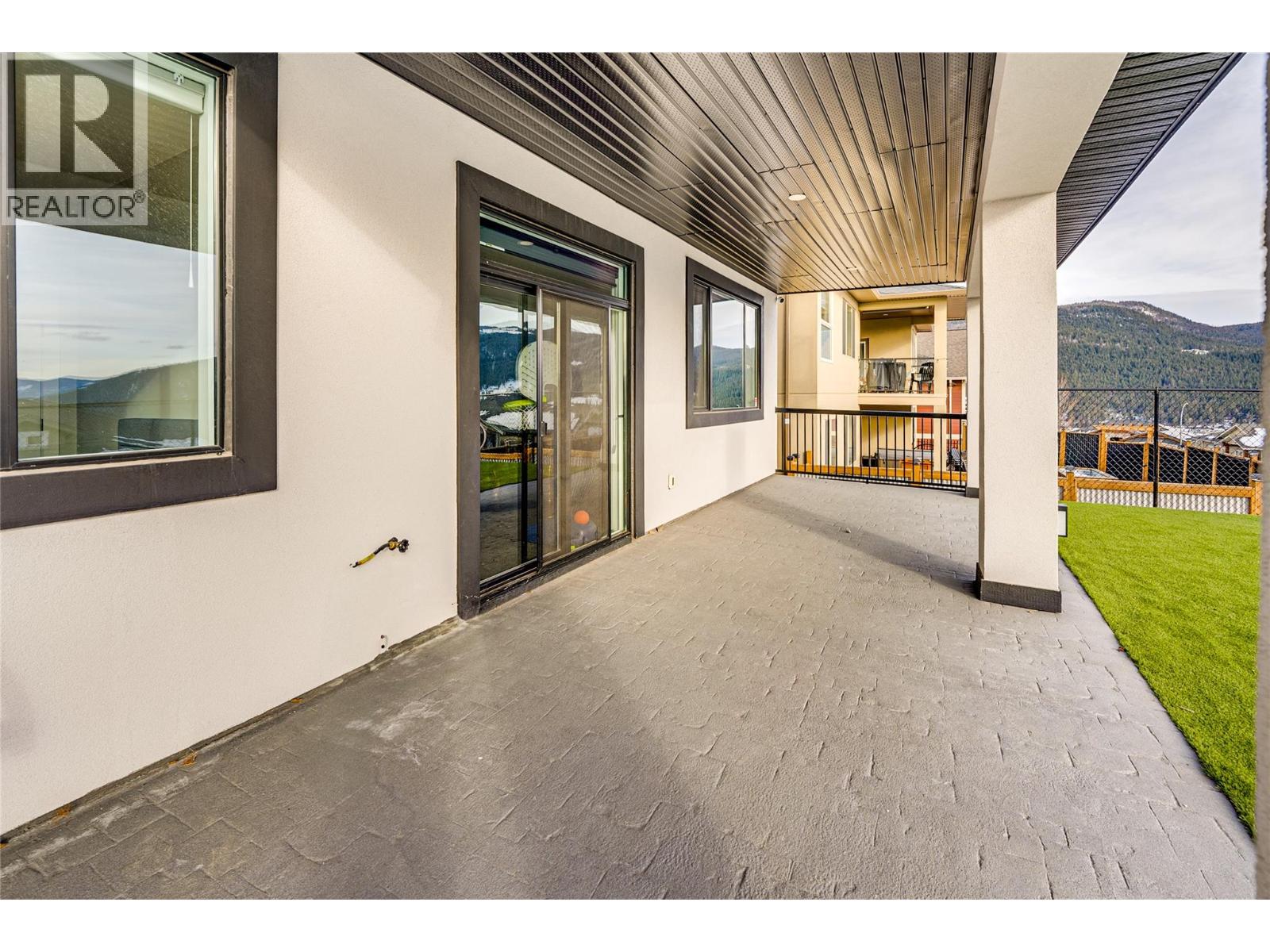 7429 Sun Peaks Drive, Vernon, British Columbia  V1B 4C7 - Photo 29 - 10360007
