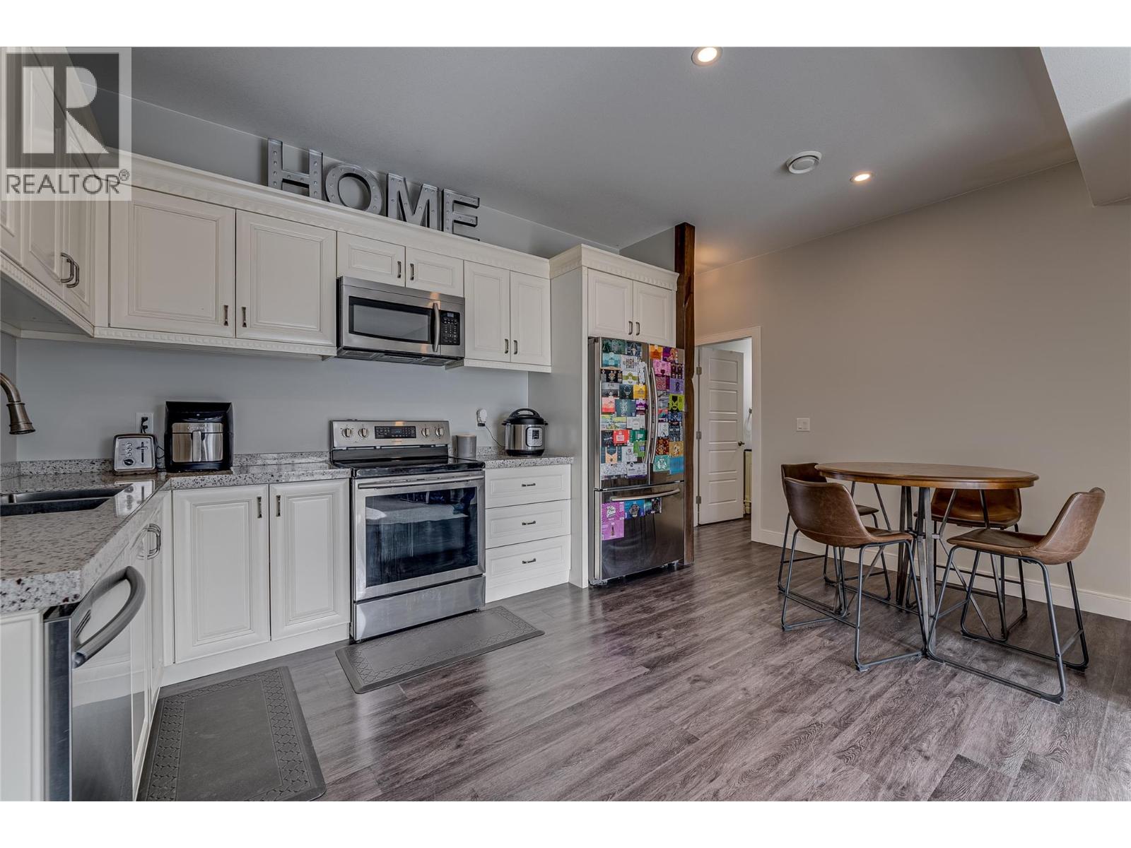 7429 Sun Peaks Drive, Vernon, British Columbia  V1B 4C7 - Photo 43 - 10360007