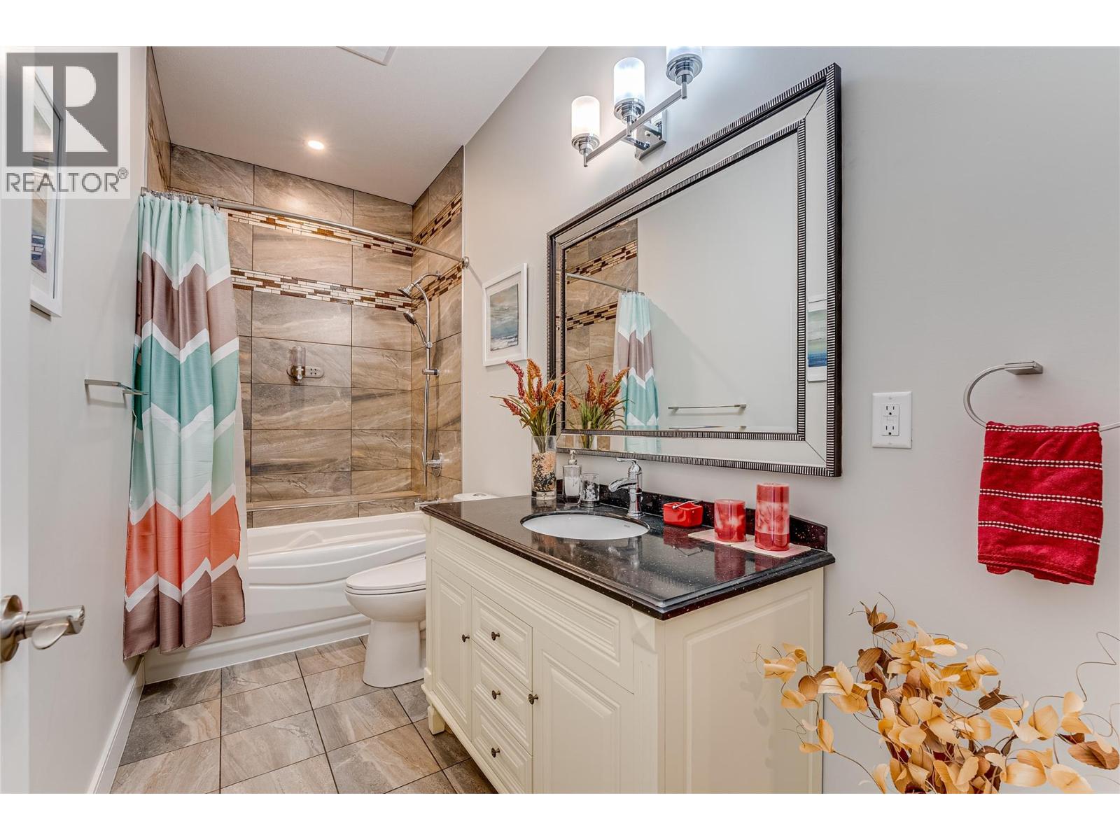 7429 Sun Peaks Drive, Vernon, British Columbia  V1B 4C7 - Photo 45 - 10360007