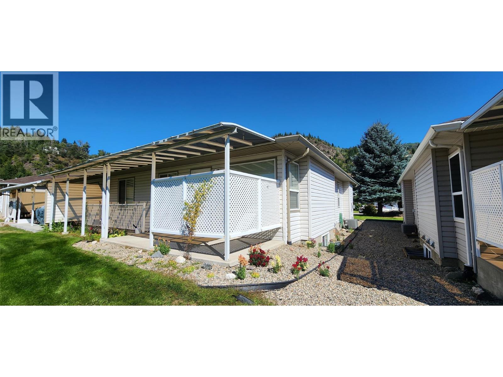 7661 Crema Drive, Trail, British Columbia  V1R 2Y8 - Photo 6 - 10360684