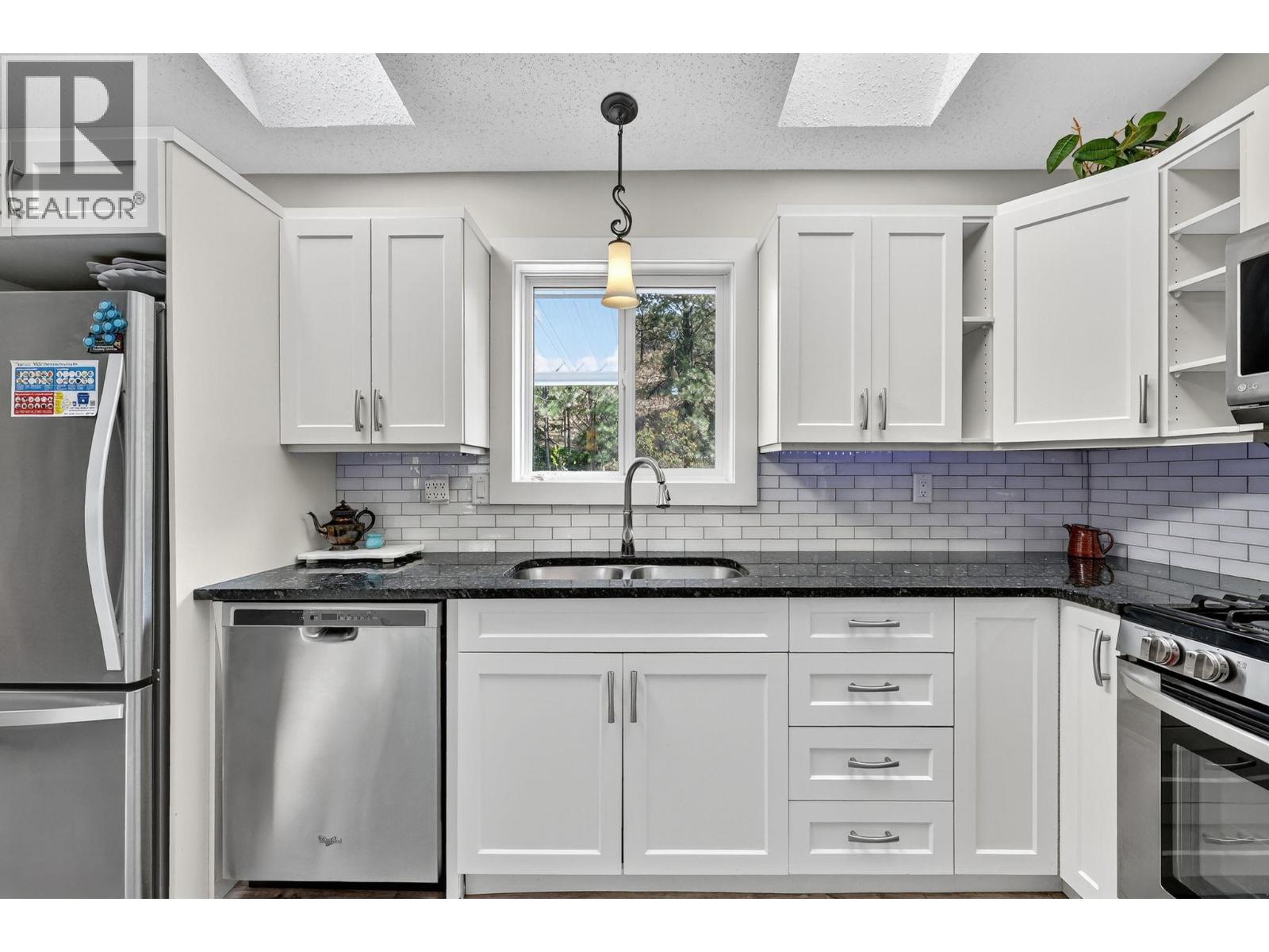 1742 Duncan Avenue E, Penticton, British Columbia  V2A 7E7 - Photo 17 - 10360654