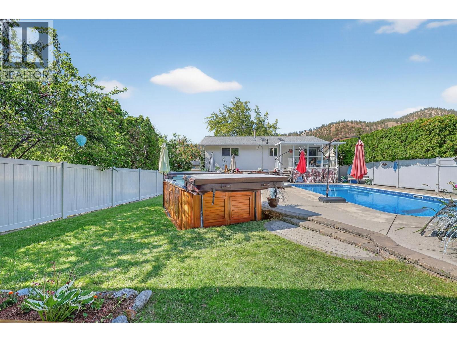 1742 Duncan Avenue E, Penticton, British Columbia  V2A 7E7 - Photo 31 - 10360654