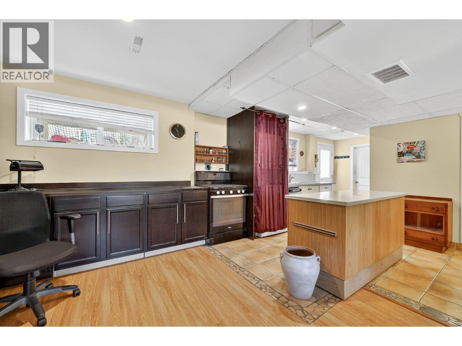 1742 Duncan Avenue E, Penticton, British Columbia  V2A 7E7 - Photo 56 - 10360654