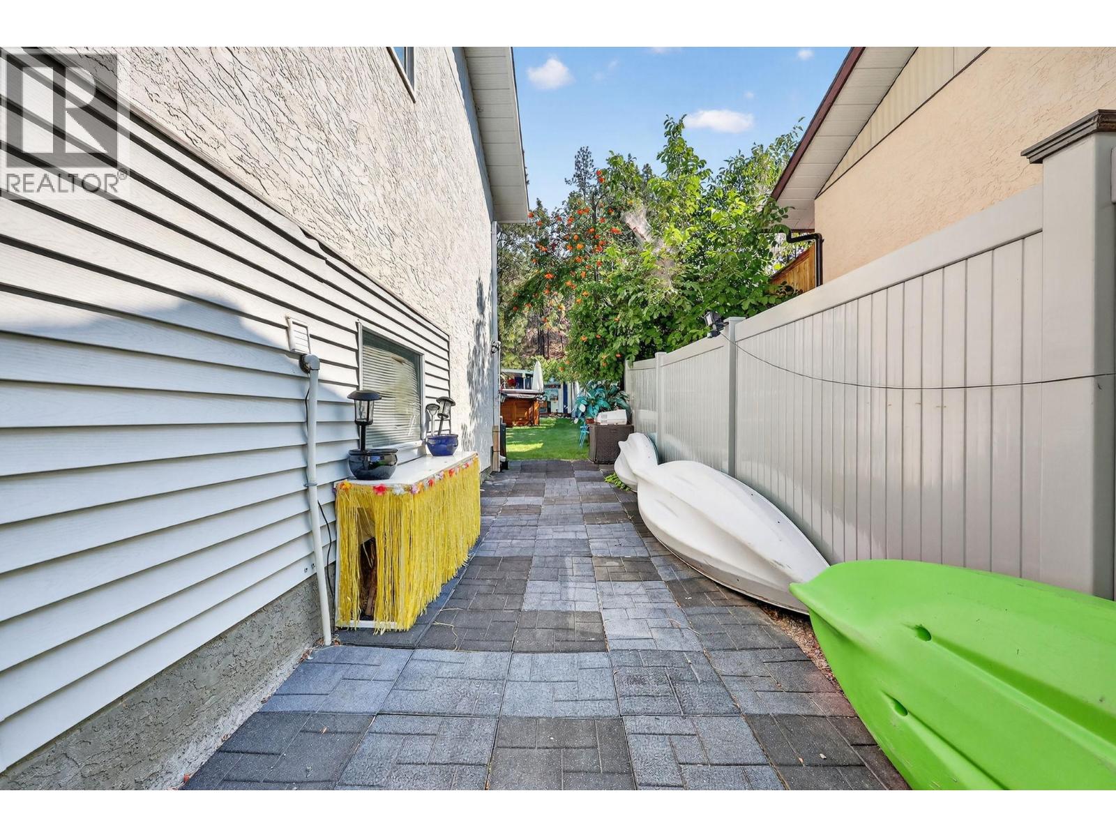 1742 Duncan Avenue E, Penticton, British Columbia  V2A 7E7 - Photo 66 - 10360654