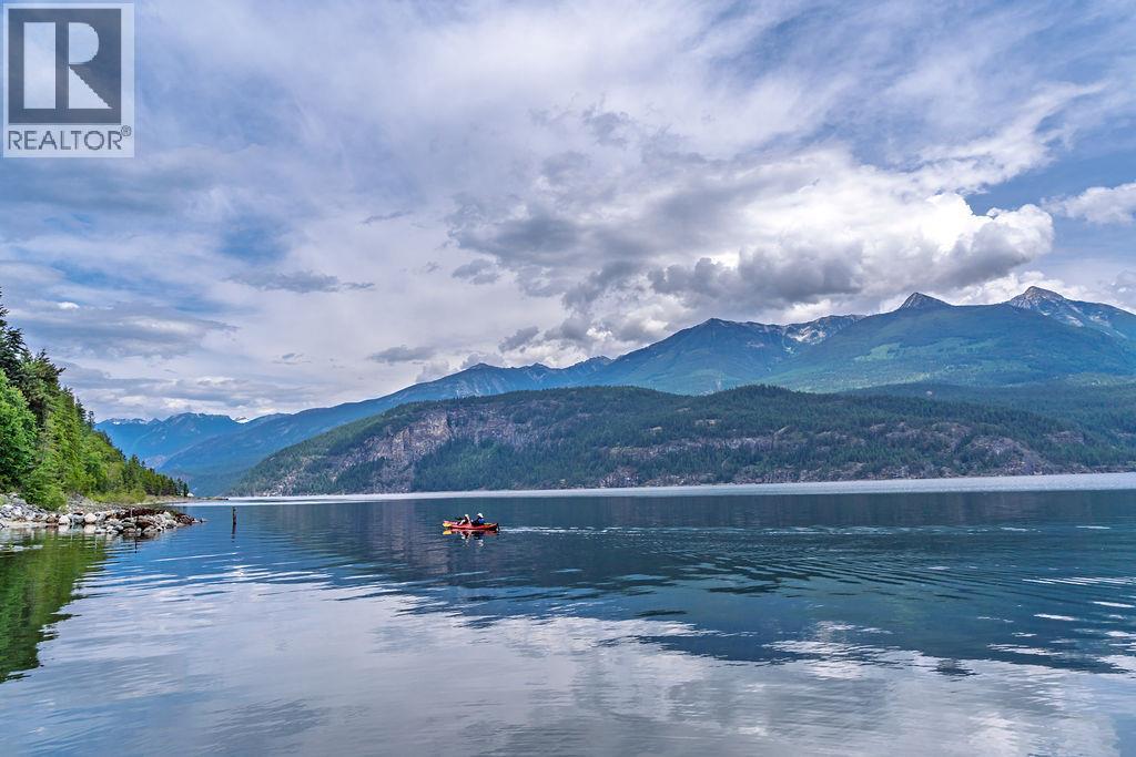 8927 Koehle Road, Kaslo, British Columbia  V0G 1M0 - Photo 2 - 10360984