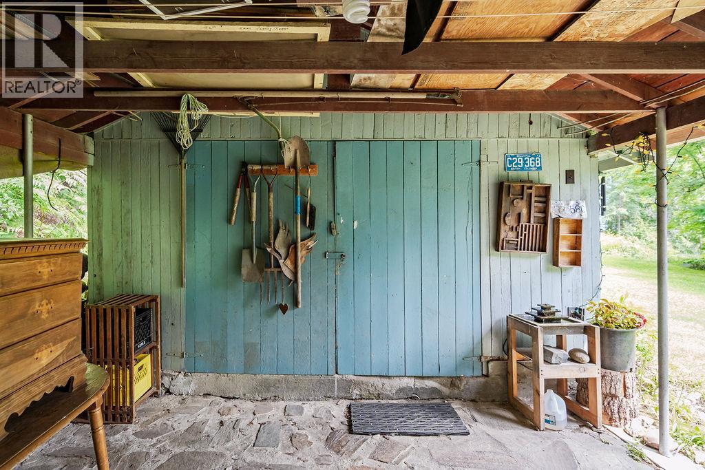 8927 Koehle Road, Kaslo, British Columbia  V0G 1M0 - Photo 37 - 10360984