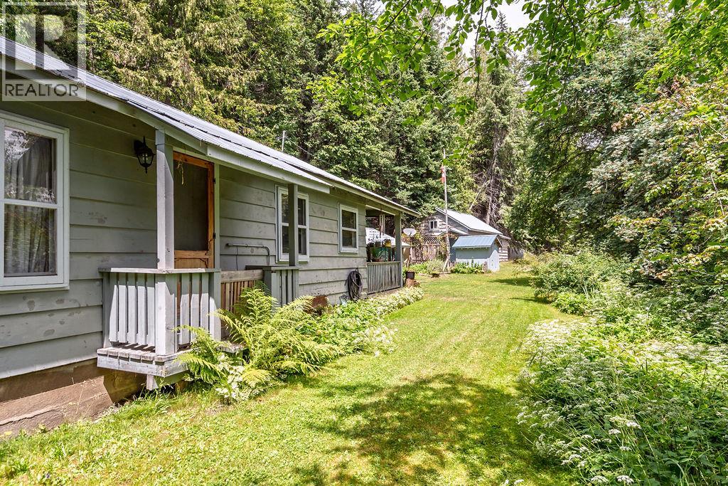 8927 Koehle Road, Kaslo, British Columbia  V0G 1M0 - Photo 39 - 10360984