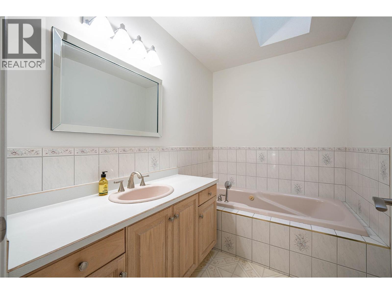 4491 Hebbert Road, Lake Country, British Columbia  V4V 2A8 - Photo 51 - 10359638