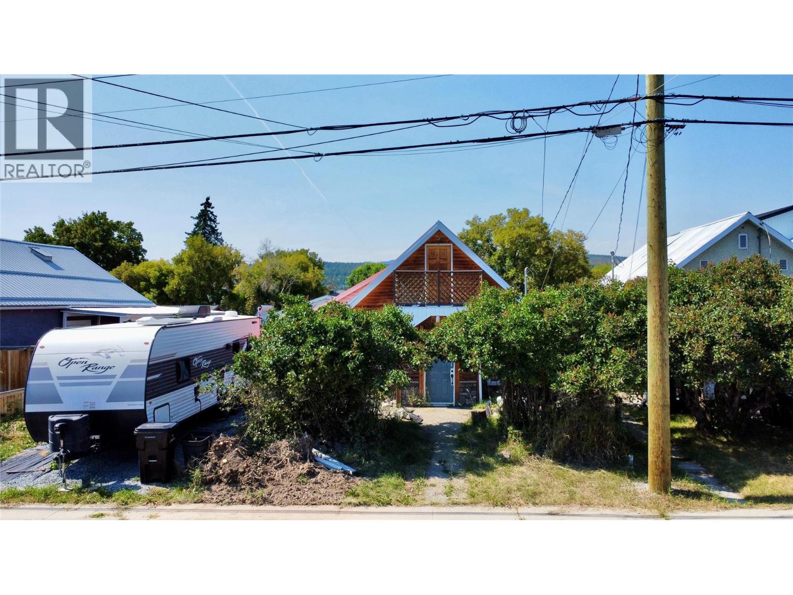 213 5th Avenue S, Cranbrook, British Columbia  V1C 2G5 - Photo 1 - 10360817