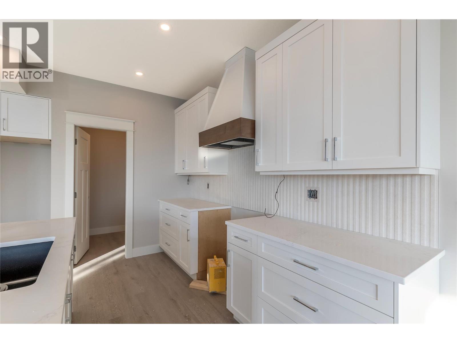 4315 Painted Turtle Drive, Vernon, British Columbia  V1T 9W4 - Photo 13 - 10360986