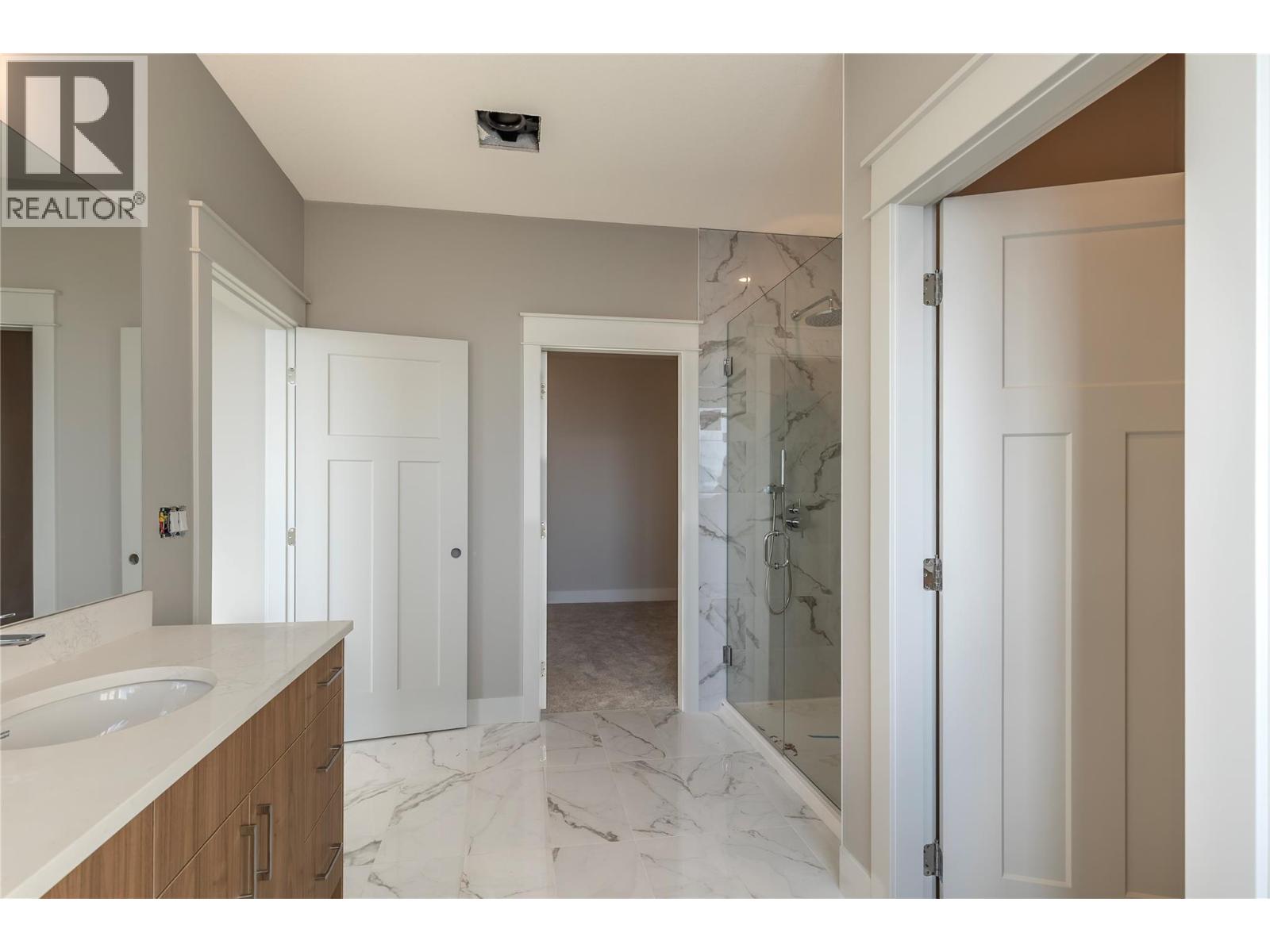 4315 Painted Turtle Drive, Vernon, British Columbia  V1T 9W4 - Photo 48 - 10360986