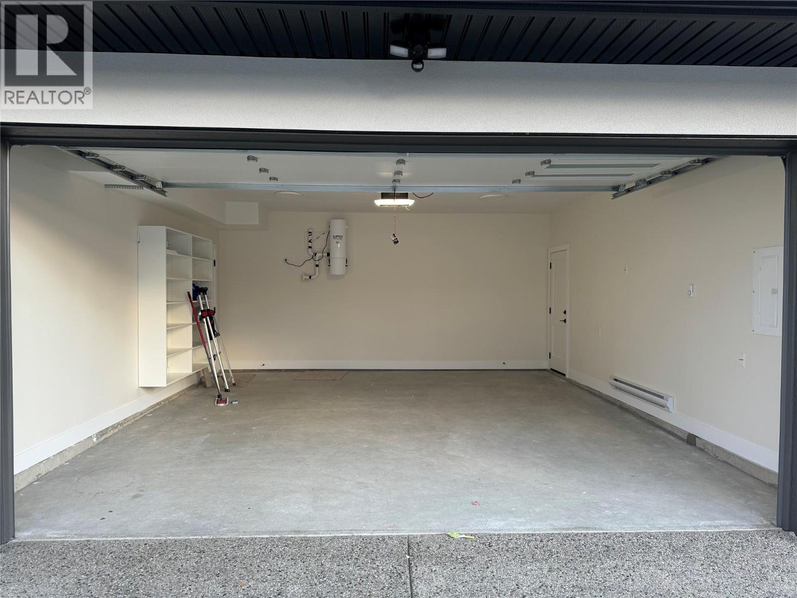 19950 Mccarthy Road Unit# 25, Lake Country, British Columbia  V4V 1T1 - Photo 2 - 10361060