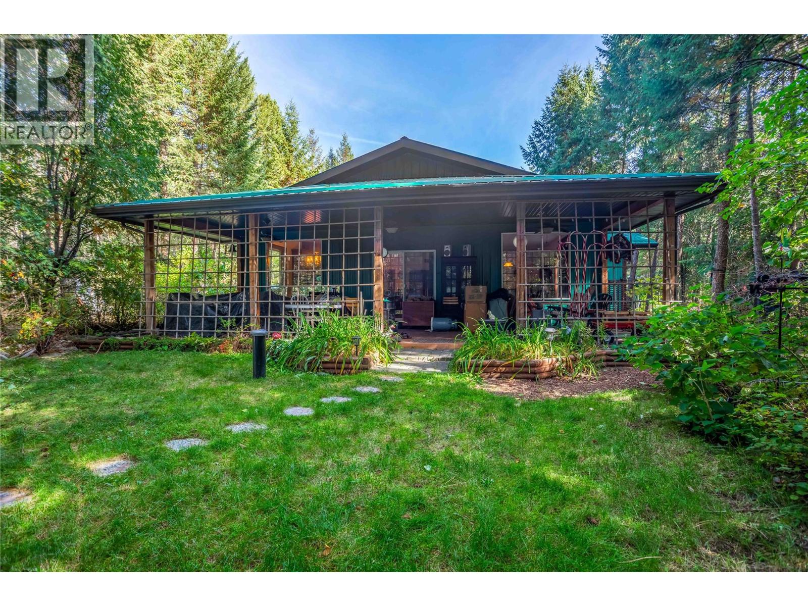 60 Pringle Road, Carmi, British Columbia  V0H 1A0 - Photo 26 - 10326486