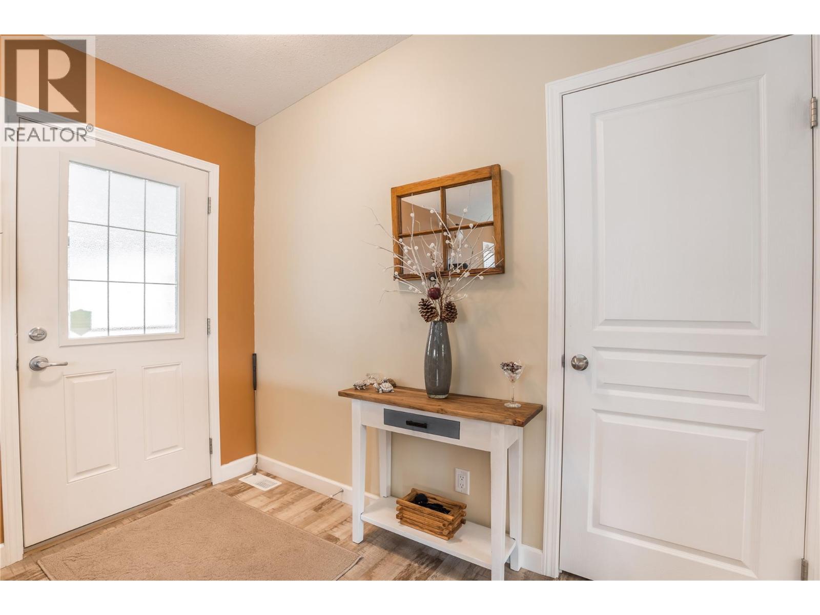 8712 Steuart Street Unit# 34, Summerland, British Columbia  V0H 1Z1 - Photo 4 - 10360762