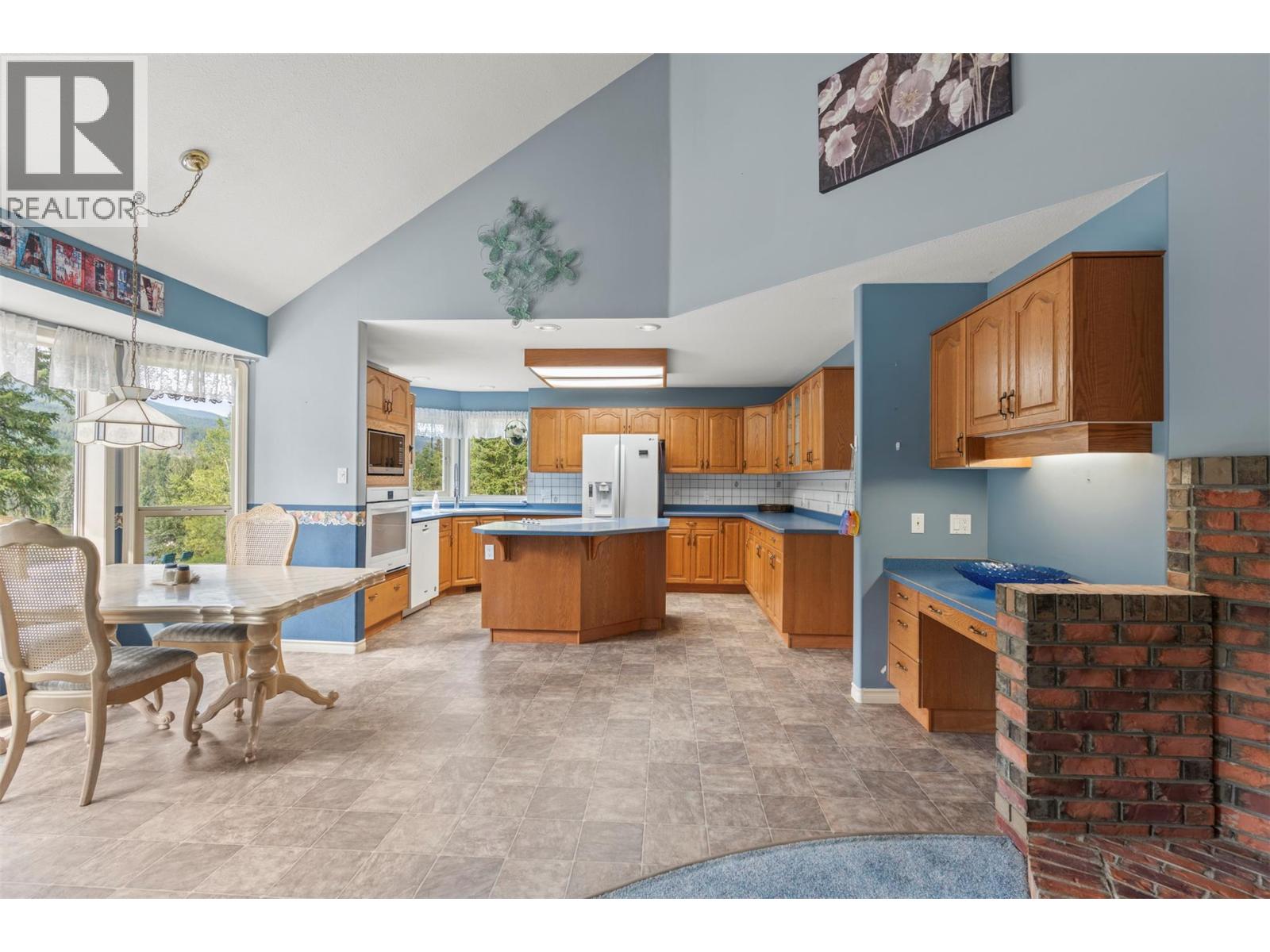 995 Shuswap River Drive, Lumby, British Columbia  V0E 2G6 - Photo 28 - 10360534