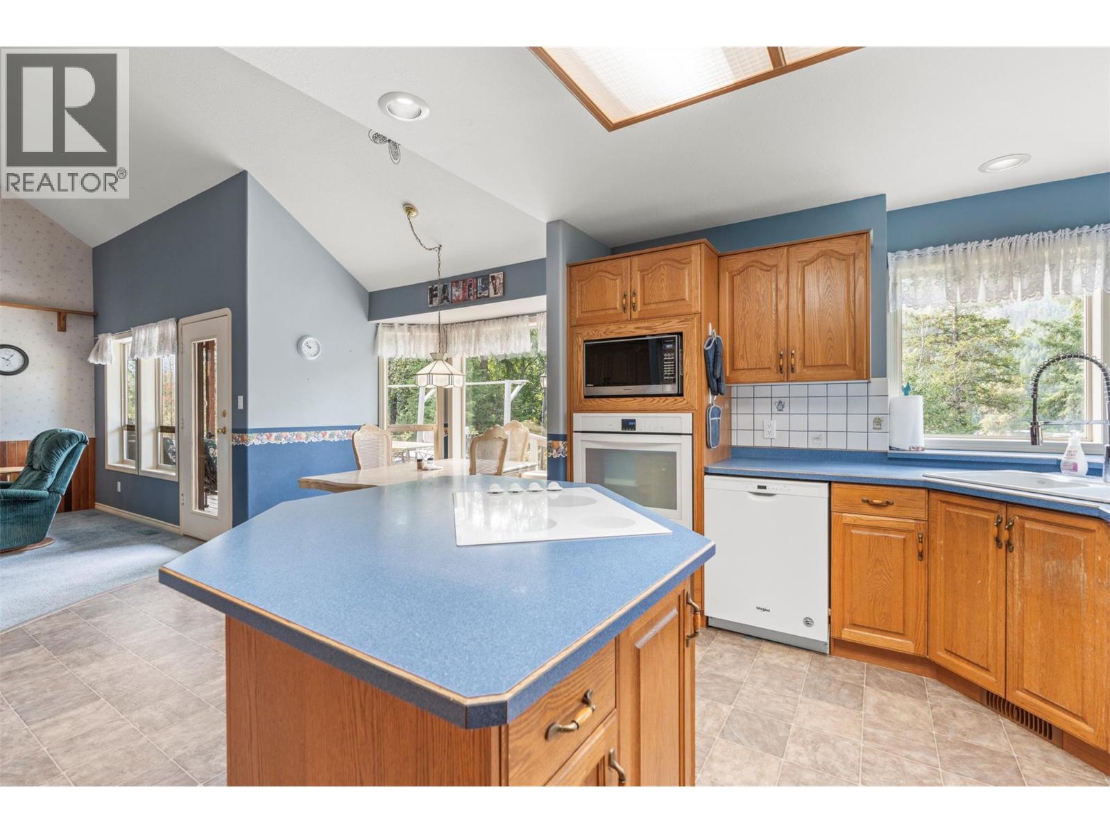 995 Shuswap River Drive, Lumby, British Columbia  V0E 2G6 - Photo 33 - 10360534