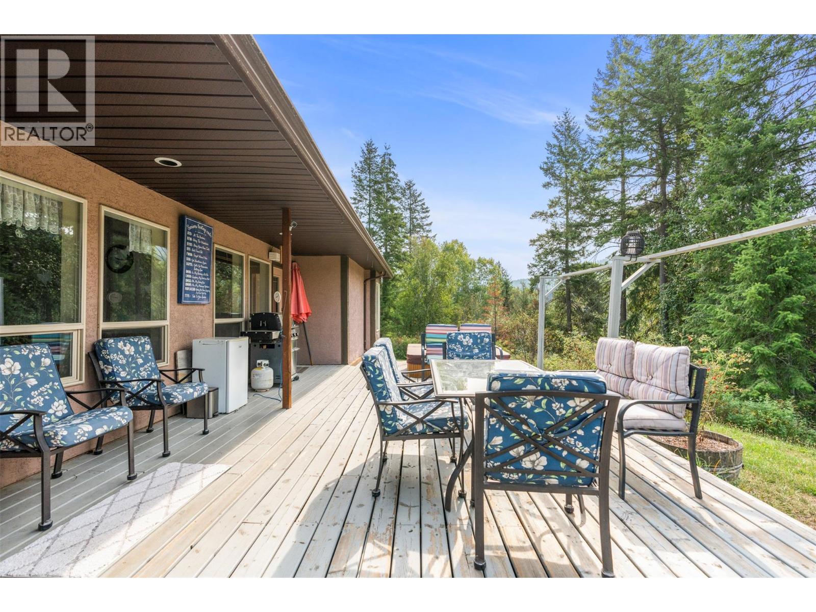 995 Shuswap River Drive, Lumby, British Columbia  V0E 2G6 - Photo 9 - 10360534