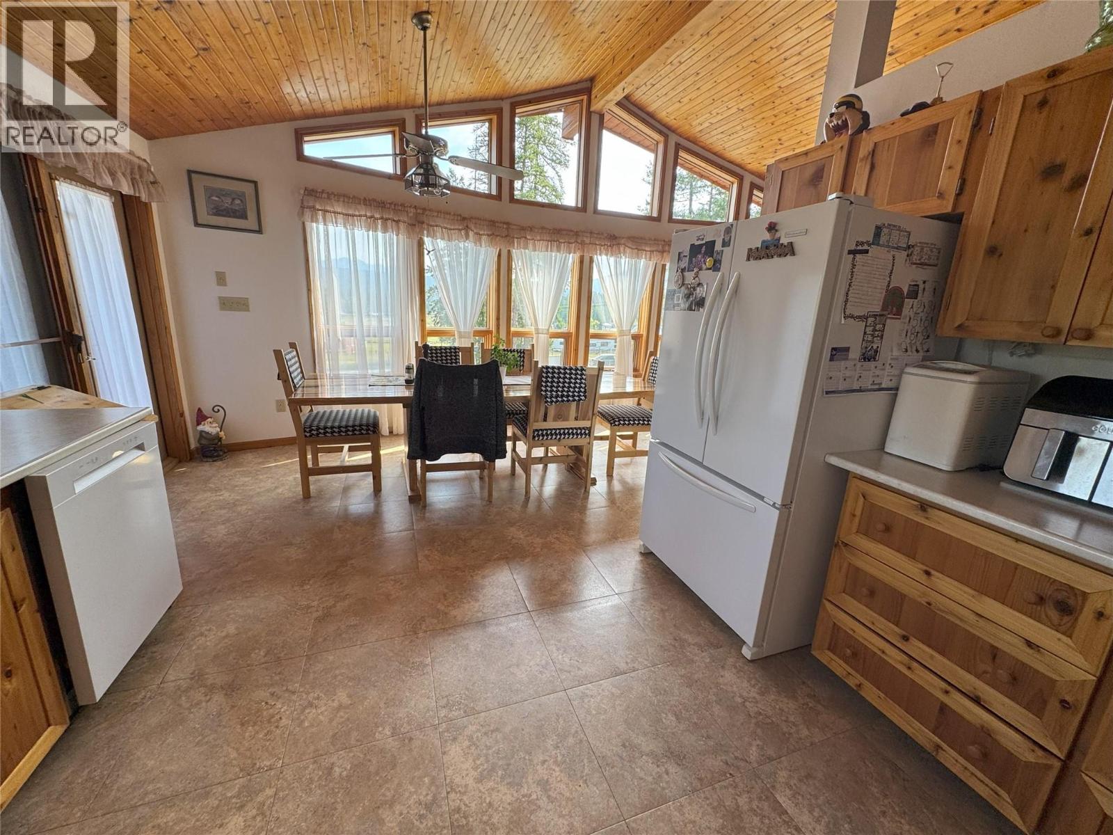 1605 24th Avenue S, Cranbrook, British Columbia  V1C 6Y8 - Photo 33 - 10360699