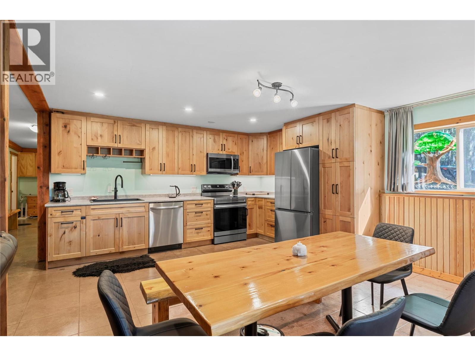 1834 Stepp Pit Road, Sicamous, British Columbia  V0E 2V1 - Photo 35 - 10360569