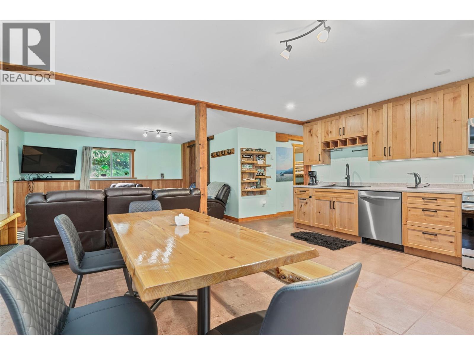 1834 Stepp Pit Road, Sicamous, British Columbia  V0E 2V1 - Photo 39 - 10360569