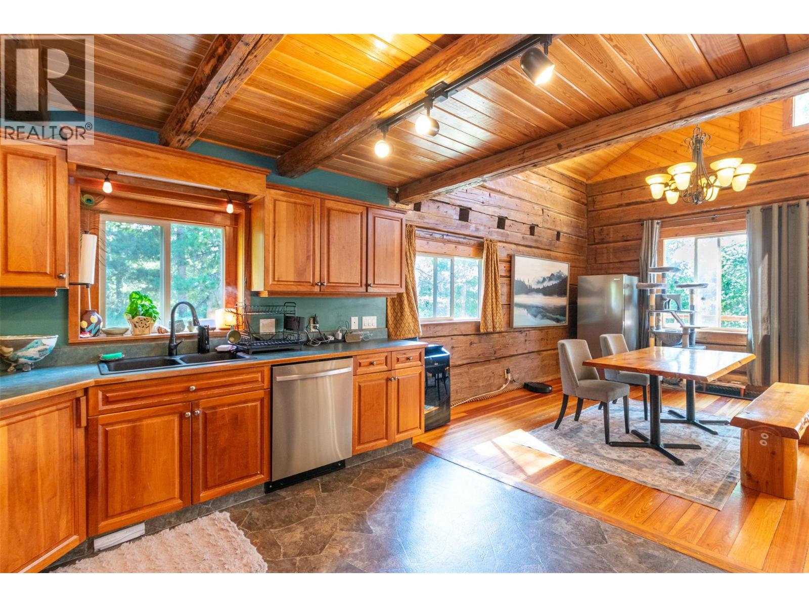 1834 Stepp Pit Road, Sicamous, British Columbia  V0E 2V1 - Photo 8 - 10360569