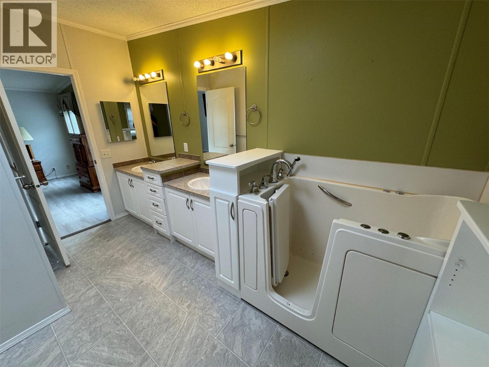 5455 Almond Gardens Road Unit# E4, Grand Forks, British Columbia  V0H 1H4 - Photo 13 - 10361145